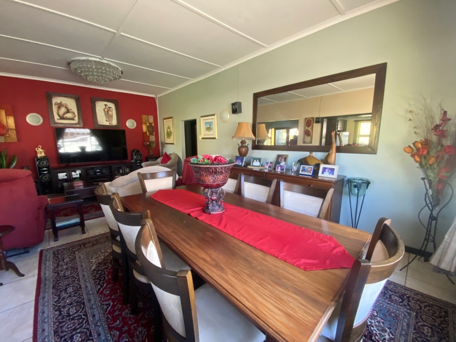 6 Bedroom Property for Sale in Berea Eastern Cape